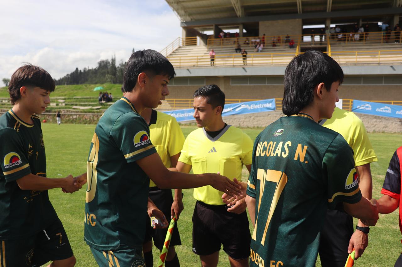 Protocolos y Competencia Oficial